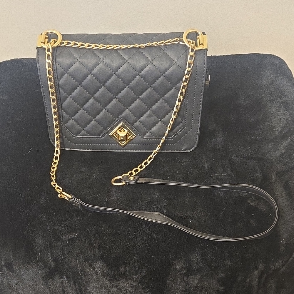 Crossbody Travel Black Quilted Shoulder Bag